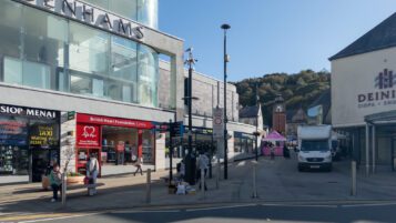 Bangor Hays Travel property investment LL57 2RG - 007