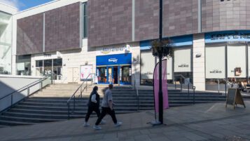 Bangor Hays Travel property investment LL57 2RG - 010