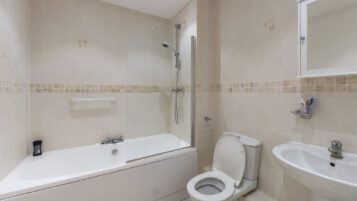 Mayfair Court Birkenhead property investment CH43 5LQ - 015