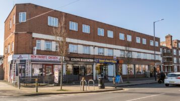 Morden property investment SM4 4AJ - 001