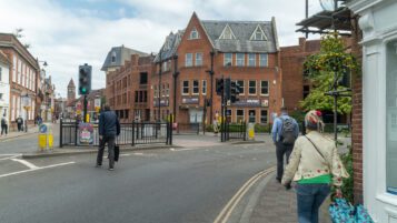 Newbury Winchcombe House property investment RG14 5BN - 002
