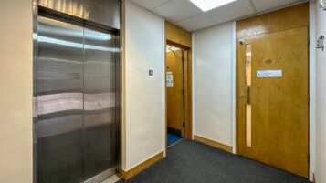 Newbury Winchcombe House property investment RG14 5BN - 015