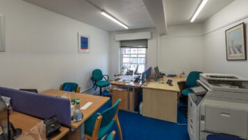 Nottingham property office investment NG1 3LY - 012