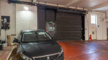 Nottingham property office investment NG1 3LY - 018