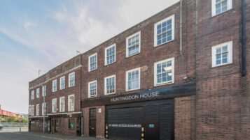 Nottingham property office investment NG1 3LY - 021
