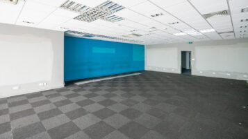 Plymouth - Currys Retail - property investment - PL1 1RW - 010