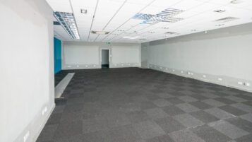Plymouth - Currys Retail - property investment - PL1 1RW - 011