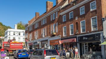 Reigate property investment RH2 7AA - 003