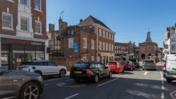 Reigate property investment RH2 7AA - 004