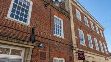 Reigate property investment RH2 7AA - 012
