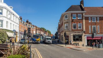 Reigate property investment RH2 7AA - 013