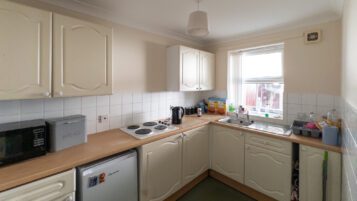 Salisbury Court Birkenhead property investment CH42 4PA - 021