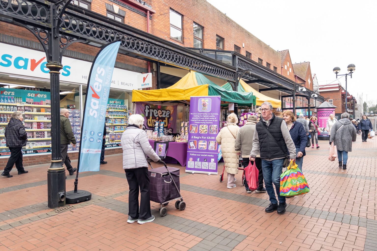 Singer Vi Prime, Secure Town Centre Retail Investment - Singer Vielle