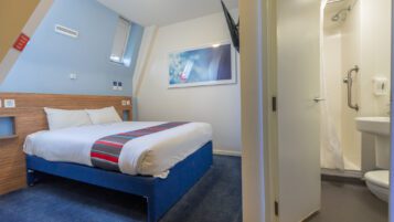 Southport Travelodge property investment PR8 1RN - 022