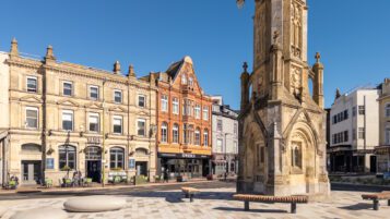 The Strand Torquay property investment BA13 4QT - 002