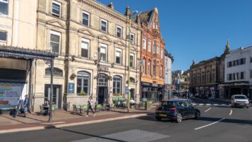 The Strand Torquay property investment BA13 4QT - 031